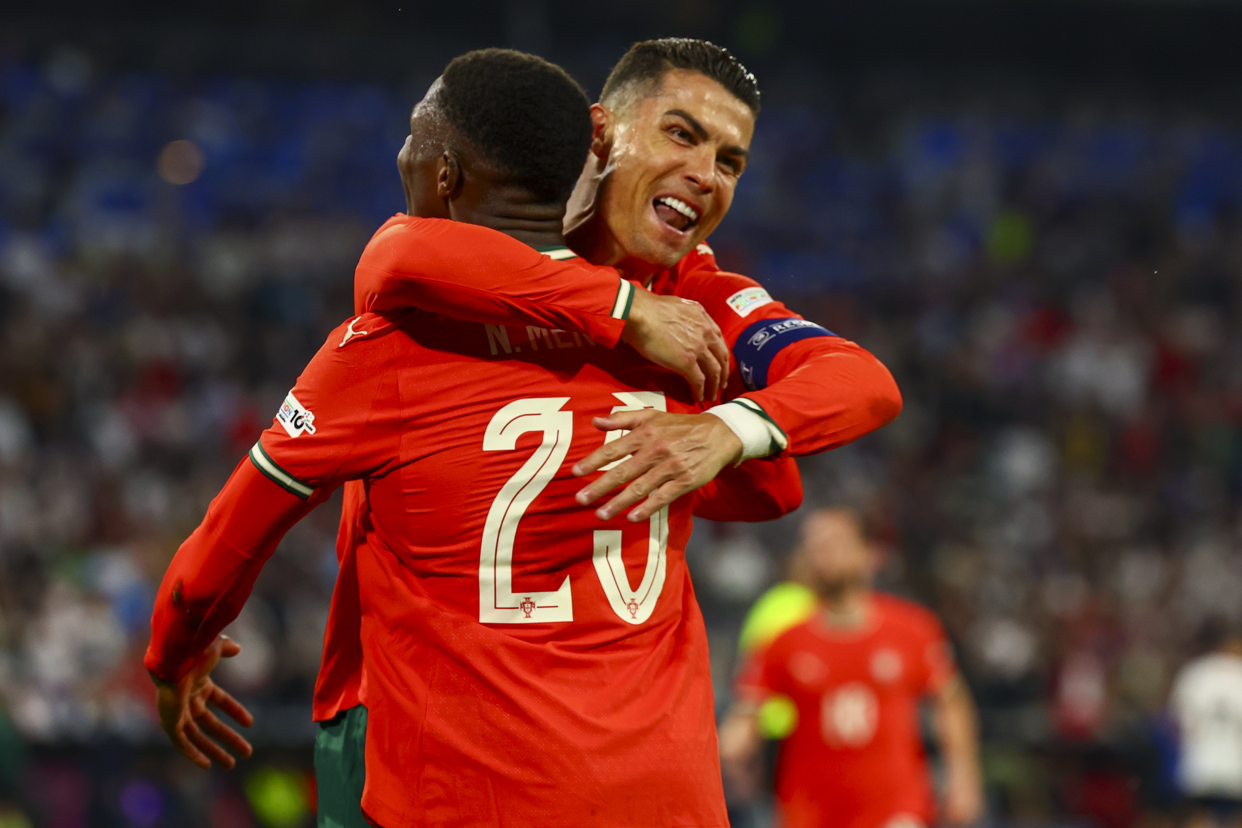 葡萄牙大胜瑞士，取得关键胜利