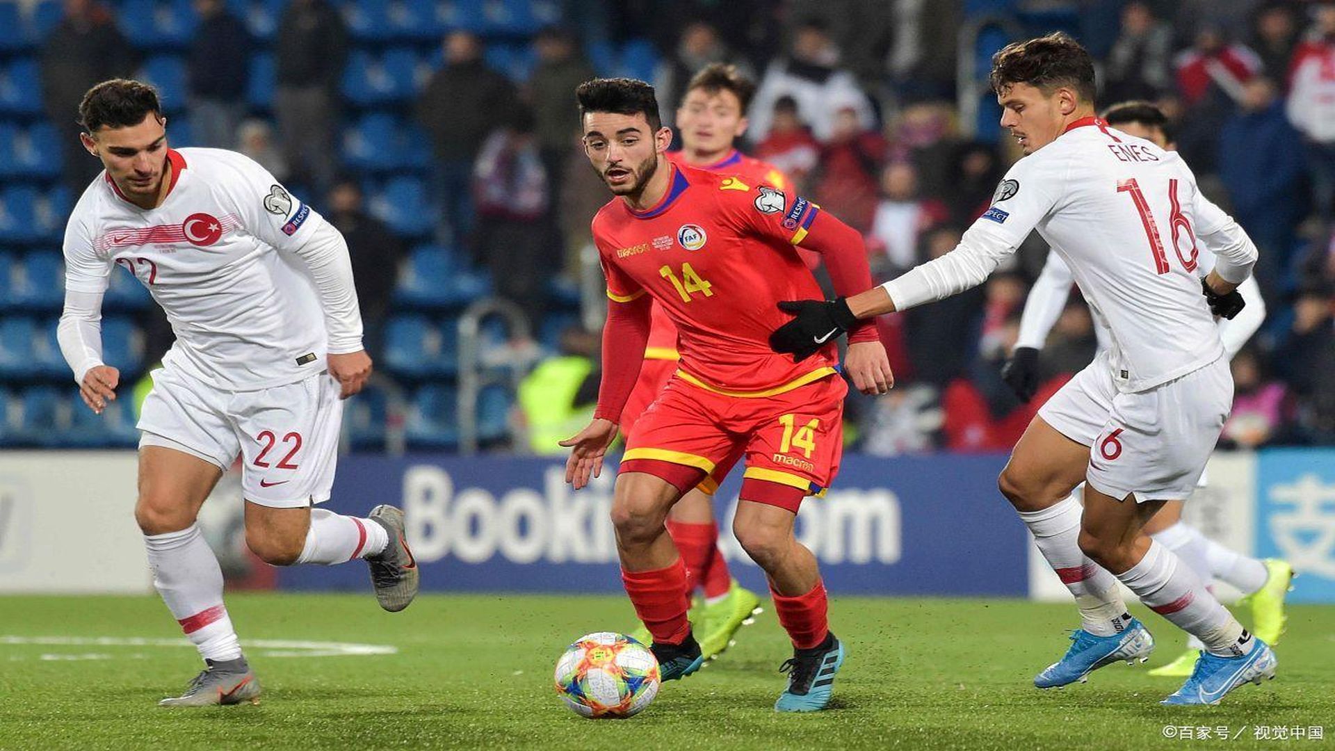 aoa体育体育在线-包含意大利客场1-0险胜波黑，领先小组的词条