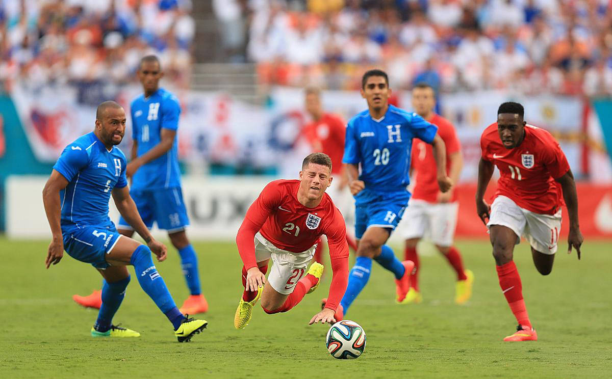 爱尔兰客场击败匈牙利，稳固小组头名