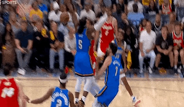 比赛中的激烈对抗让人欲罢不能