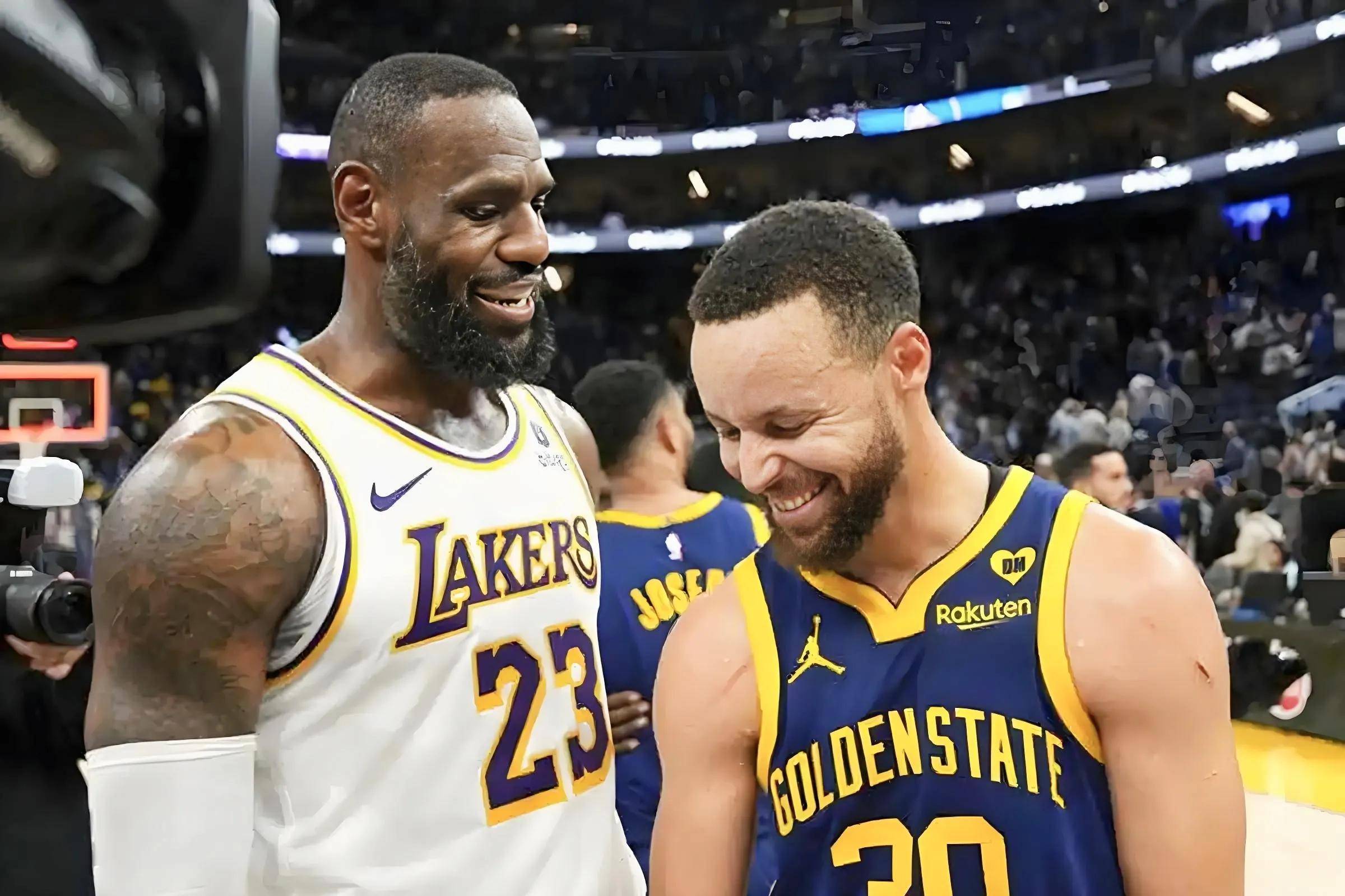 aoa体育体育直播-湖人力克快船，领先西部排名