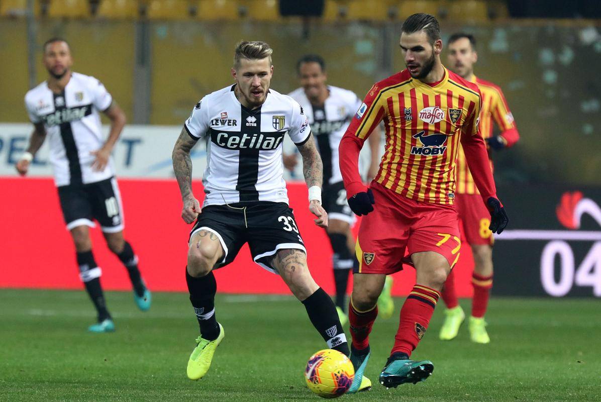 卡利亚里客场不敌拉齐奥，遭遇低迷状态的简单介绍