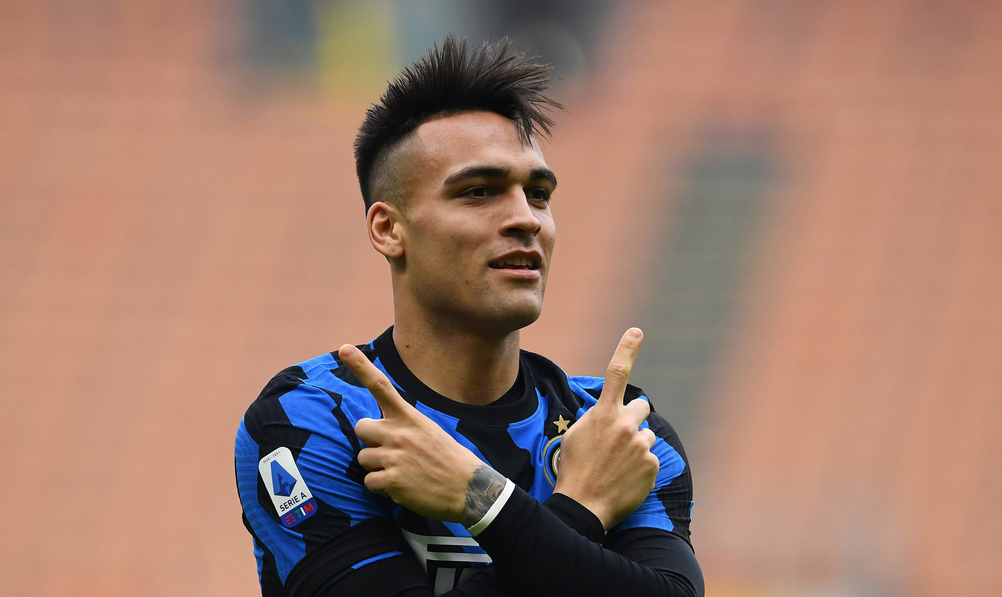 包含澳大利亚足球盛事精彩继续，夺冠悬念的词条